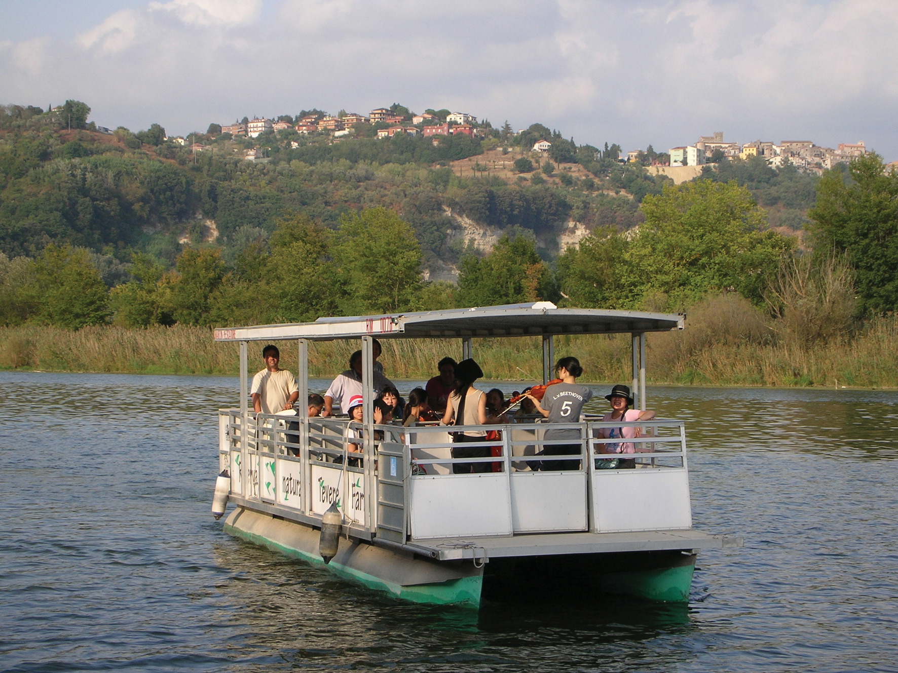 Battello sul Tevere